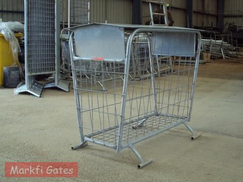 Markfi Small Bale Feeder